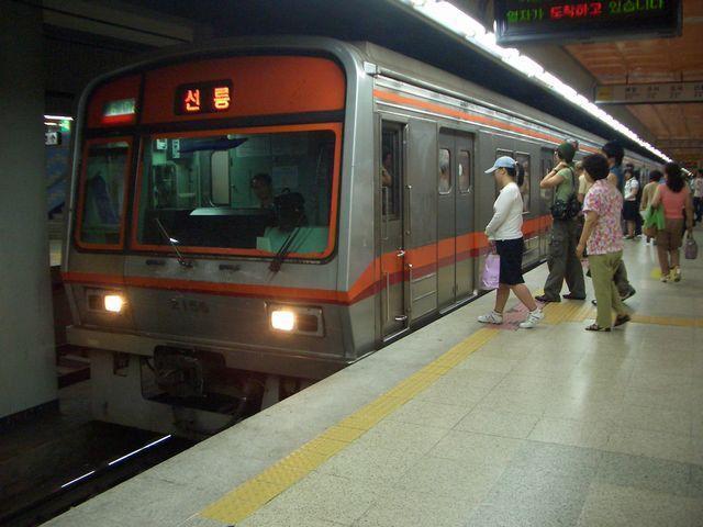 韓国出張記(37) 鉄道編7 地下鉄に乗って2 韓国での生活体験(鉄分の濃い)ブログ